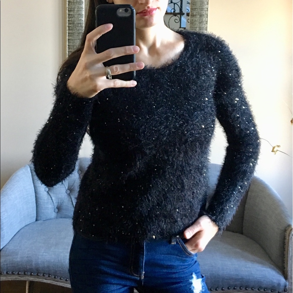 ✨NWT✨GB Sweater - Picture 3 of 7